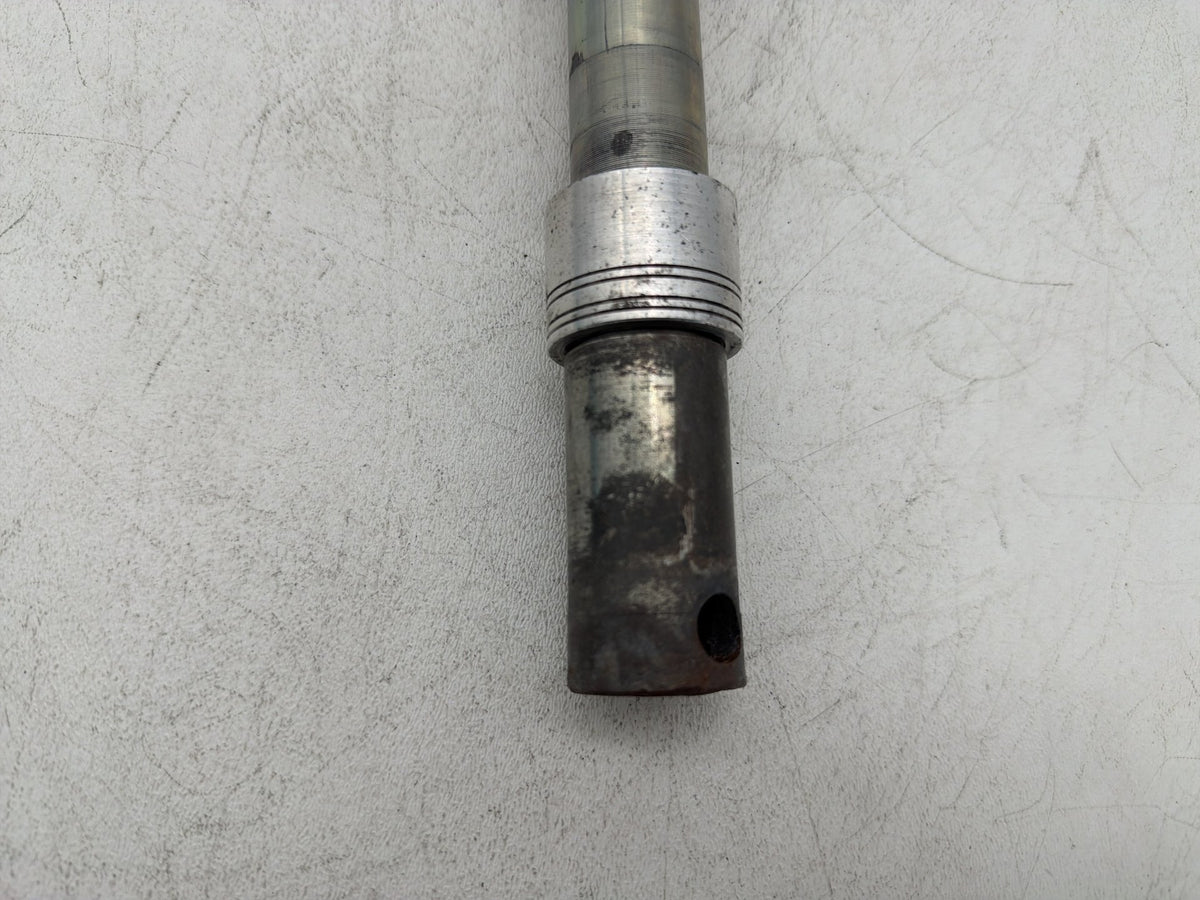 2011 Harley Road King Touring FLHR OEM Front Wheel Axle Bolt Shaft