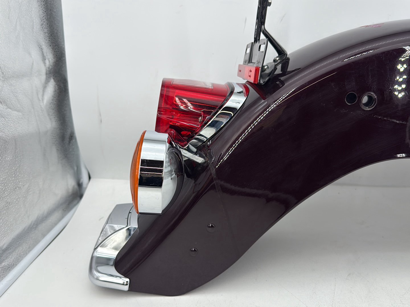 1999 - 2006 Harley-Davidson Softail Heritage Rear Wheel Fender & Turn Signals Bar 59144-06