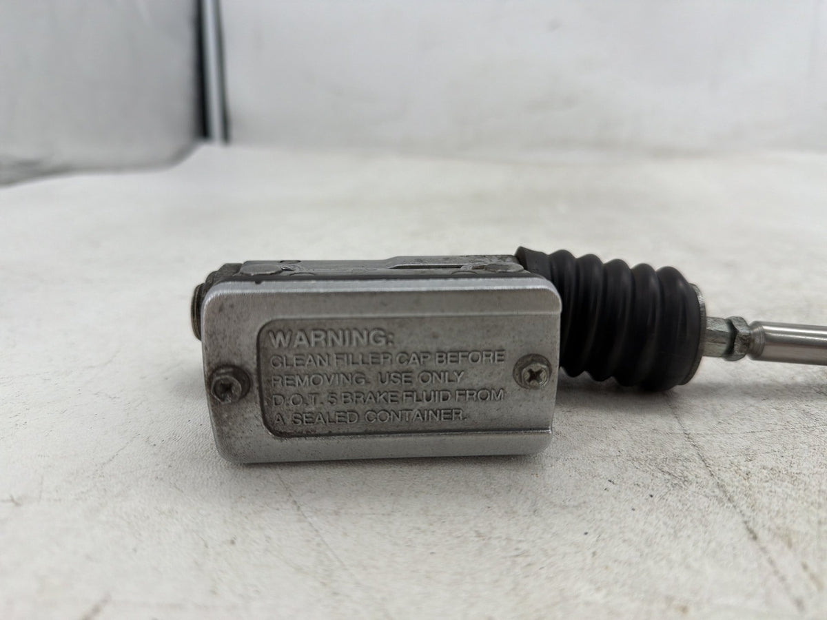 00 Harley Sportster 1200 Custom XL1200C OEM Rear Brake Master Cylinder Reservoir