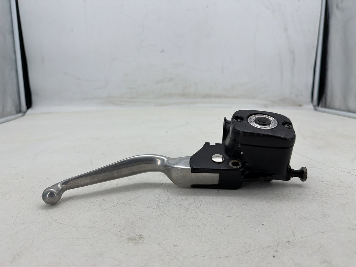 2016 Harley Dyna Fat Bob FXDF OEM Front Right Brake Lever Master Cylinder 11/16