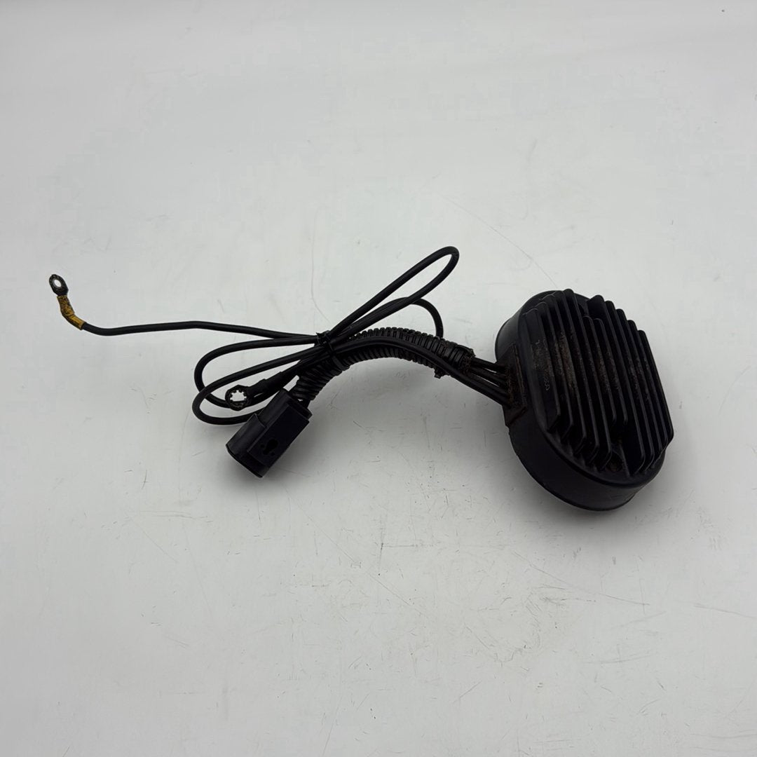 1999 - 2006 Harley-Davidson Softail Night Train Voltage Regulator Rectifier   	74540-01