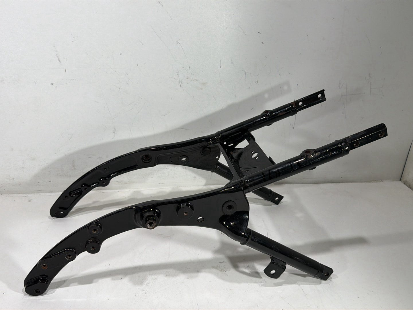 2009 Harley Street Glide Touring FLHX OEM Rear Sub Frame Subframe Tail Rail
