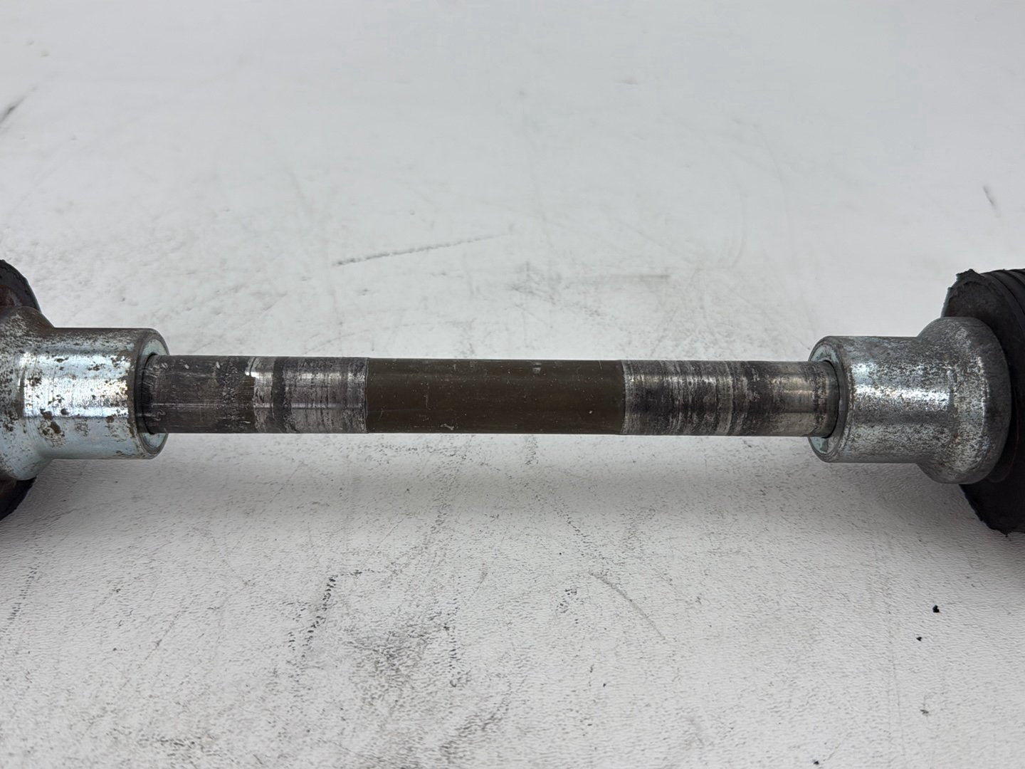 2003 Harley Electra Glide Touring Ultra FLHTCUI OEM Rear Fork Swingarm Pivot Bolt Shaft