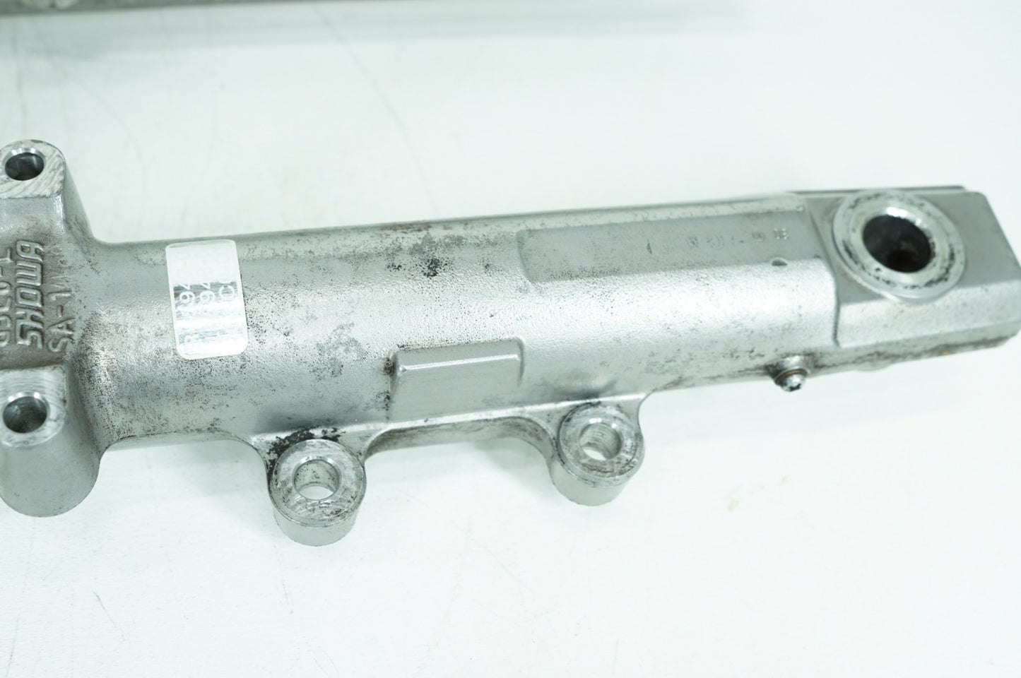 1999 - 2006 Harley-Davidson Dyna Low Rider Front Triple Tree Set & LH RH Fork Legs Sliders 45739-87