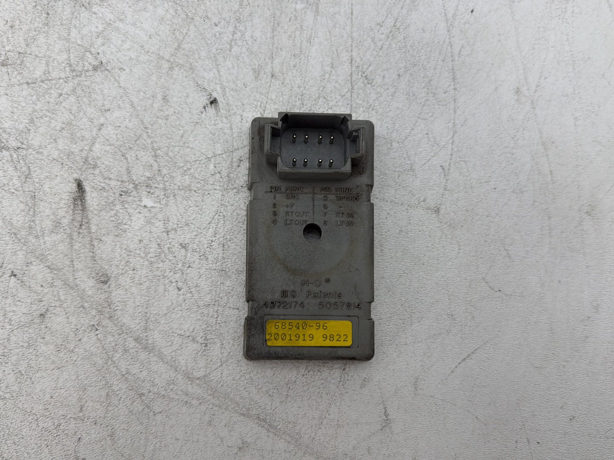1998 Harley Softail Custom FXSTC OEM Turn Signal Computer Module TSM 68540-96