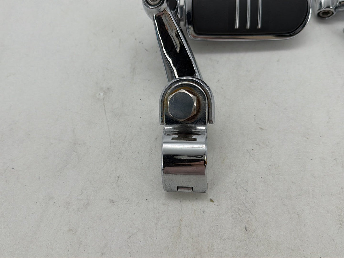 2010 Harley Street Glide Touring FLHX OEM Front Right Left Highway Foot Pegs