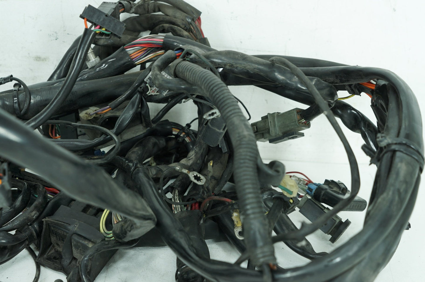 1999 - 2006 Harley-Davidson Touring Electra Glide Ultra Main Wire Wiring Harness Loom 70985-00
