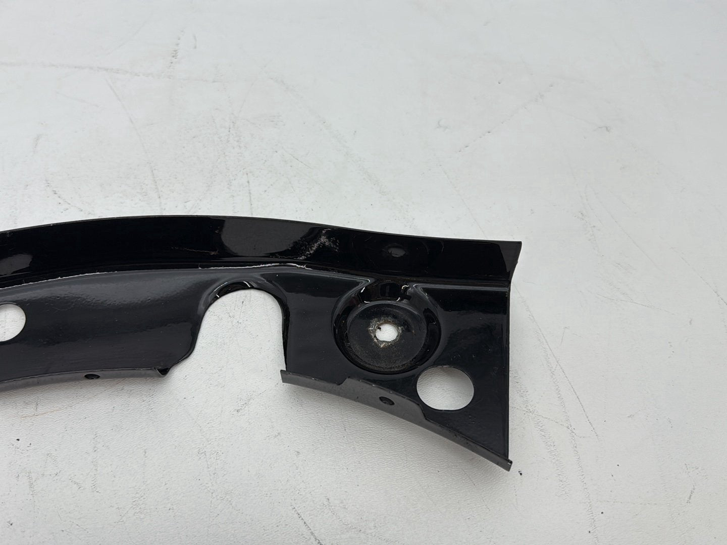 2011 Harley Electra Glide Ultra FLHTK OEM Rear Left Right Fender Struts Bracket
