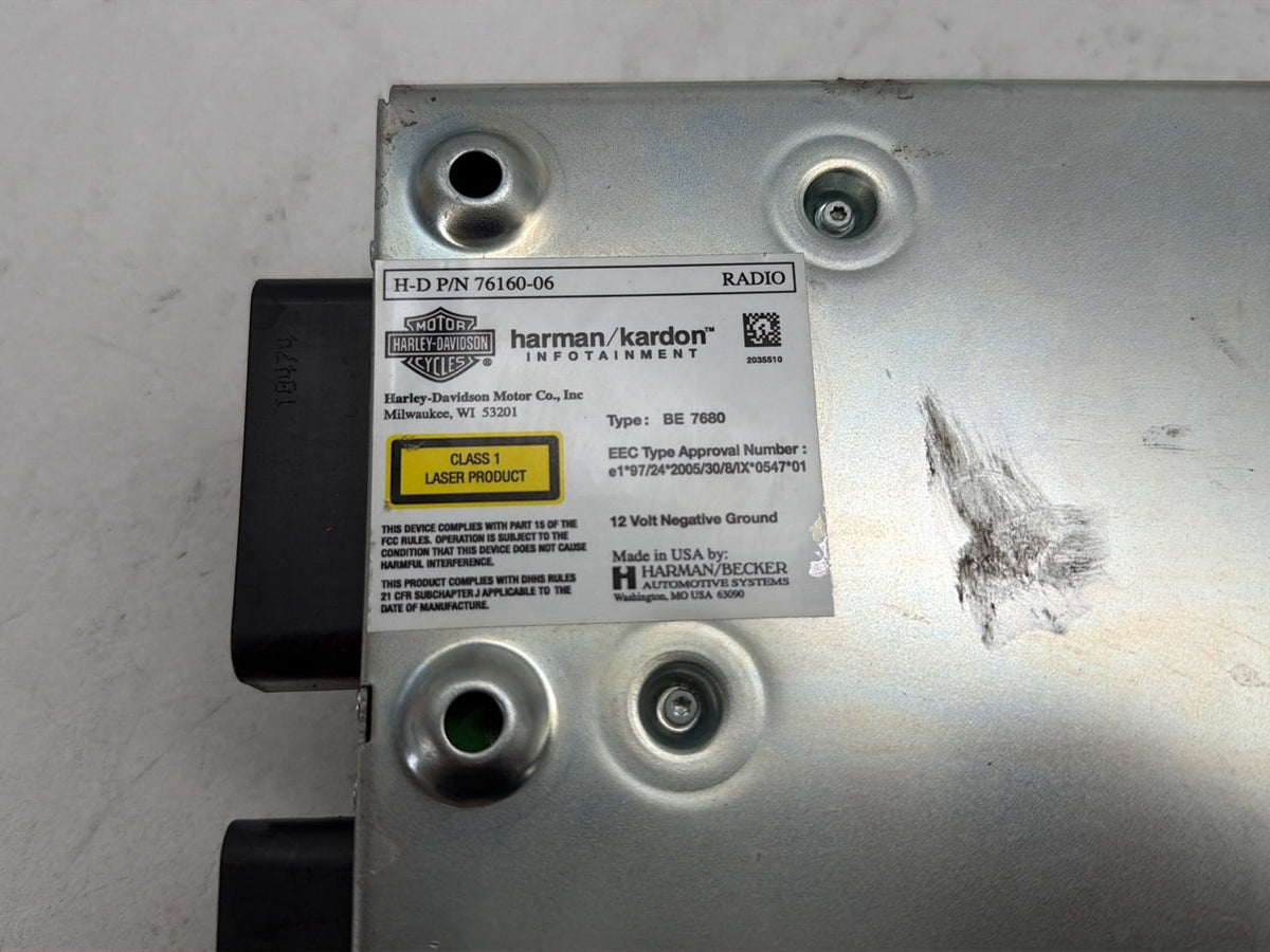 2011 Harley Road Glide Touring FLTRX OEM Harman Kardon AM FM CD Radio Player
