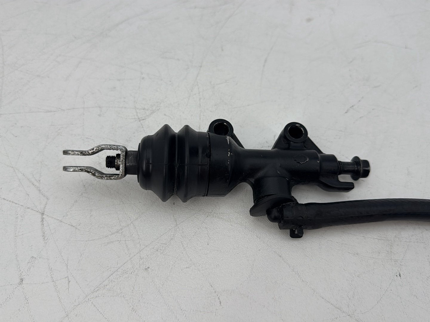 2009 Harley Sportster XL1200 Low Rear Brake Line Master Cylinder Reservoir Tank