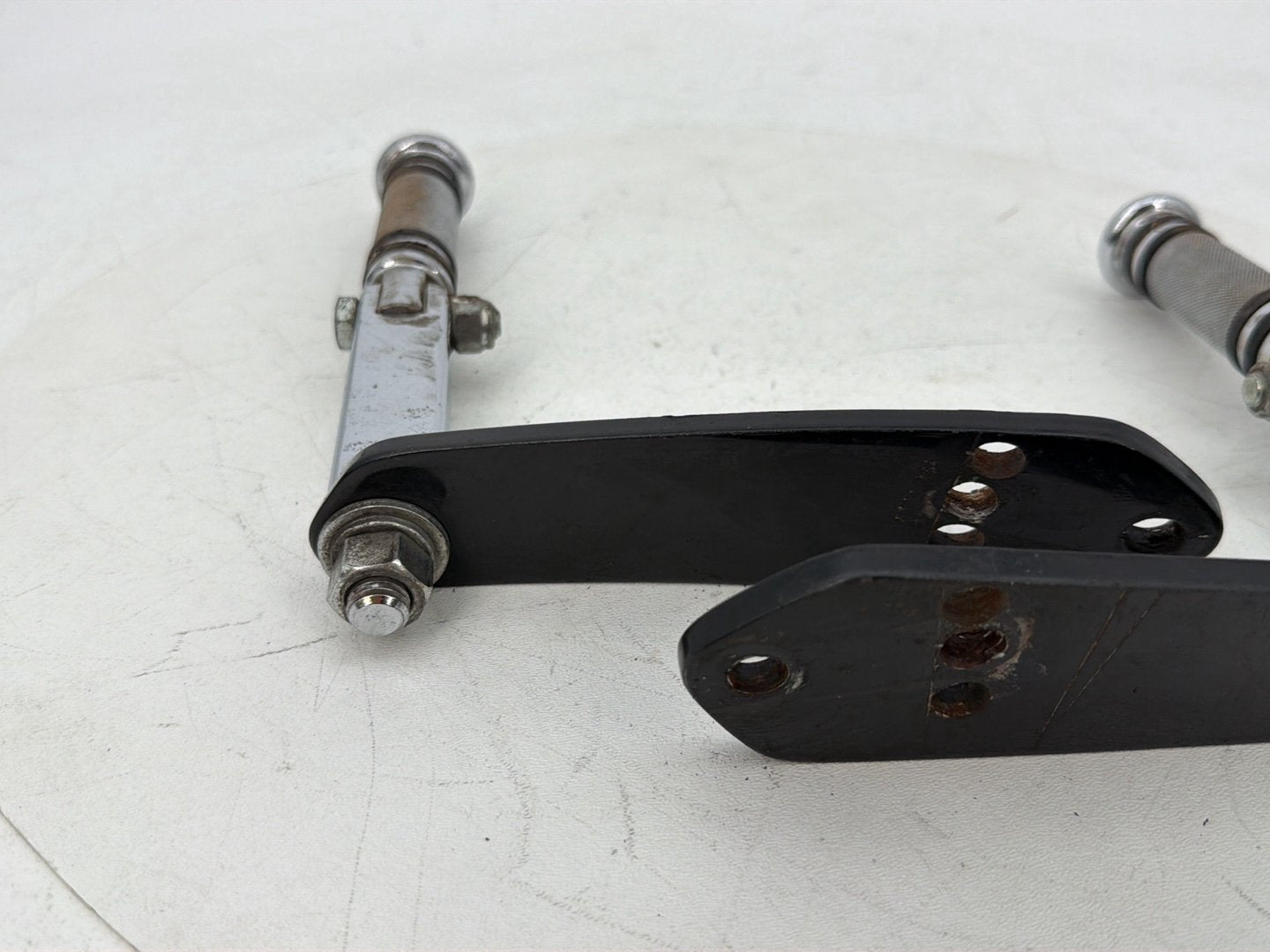 2007 - 2017 Harley-Davidson Dyna Super Glide Custom Front Right Left Highway Foot Pegs 49354-01