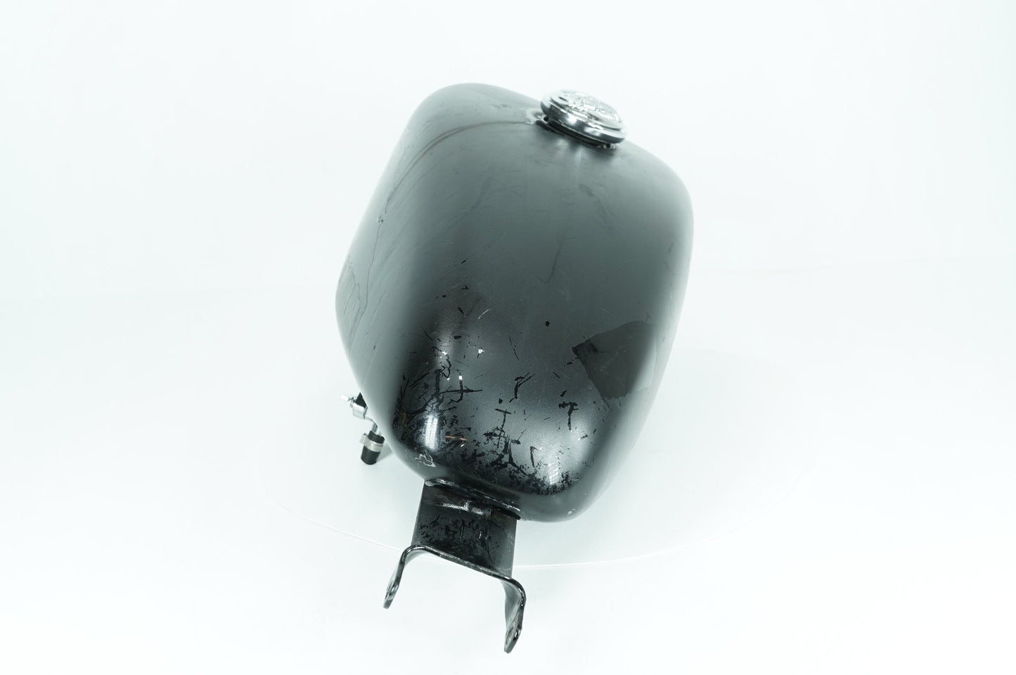 2004 - 2013 Harley-Davidson Sportster Base 883 Fuel Gas Tank Gasoline Reservoir 61348-04