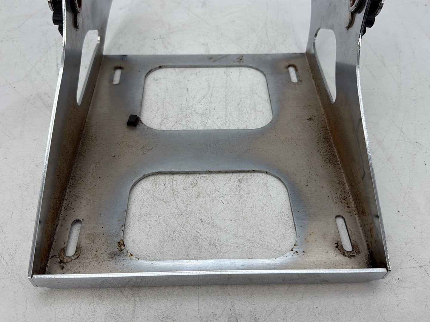 18 Harley Electra Glide Touring Ultra FLHTCU OEM Rear Tour Pak Lid Luggage Rack
