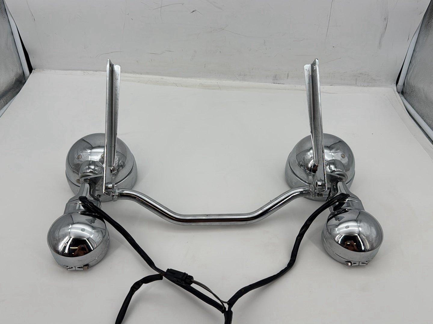 2007 Harley Softail Heritage Classic FLSTC OEM Front Turn Signal Indicators Aux Light Bar