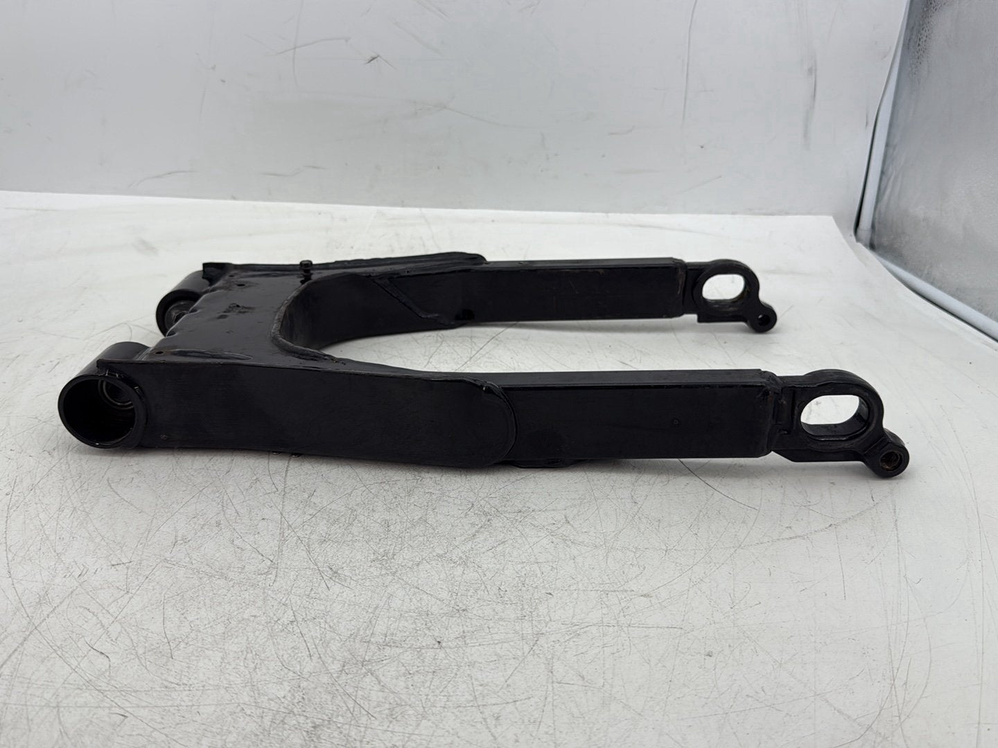 2006 Harley Electra Glide Touring Classic FLHTCI OEM Rear Fork Swingarm Swing Arm