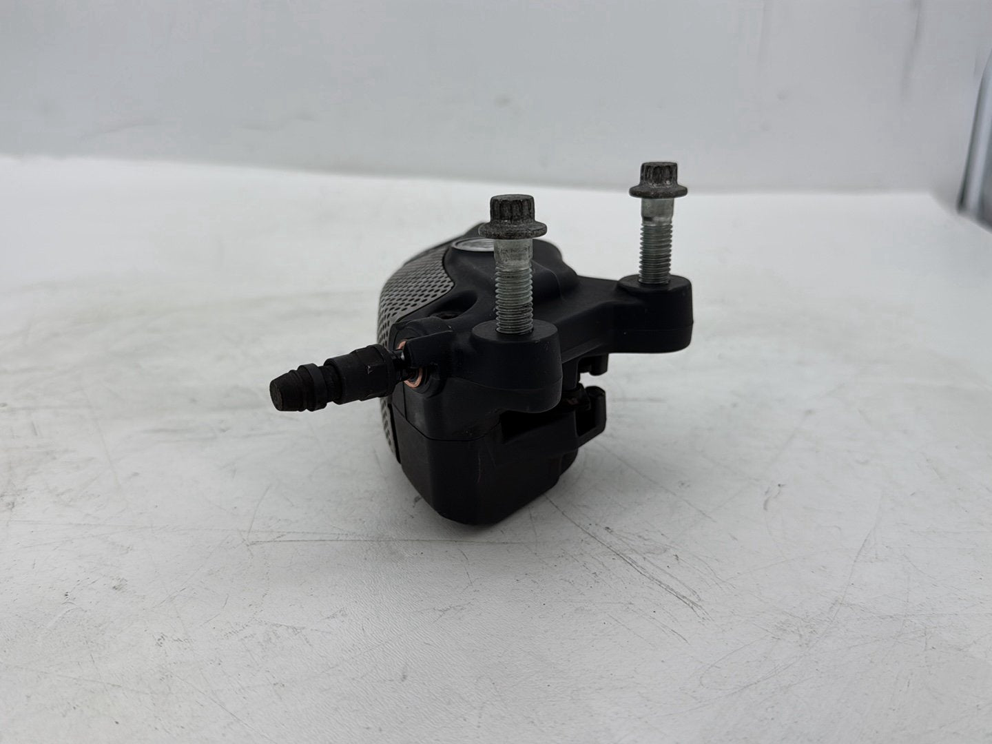 2008 Harley Electra Glide Touring Ultra FLHTCUI OEM Front Left 1 Brake Caliper