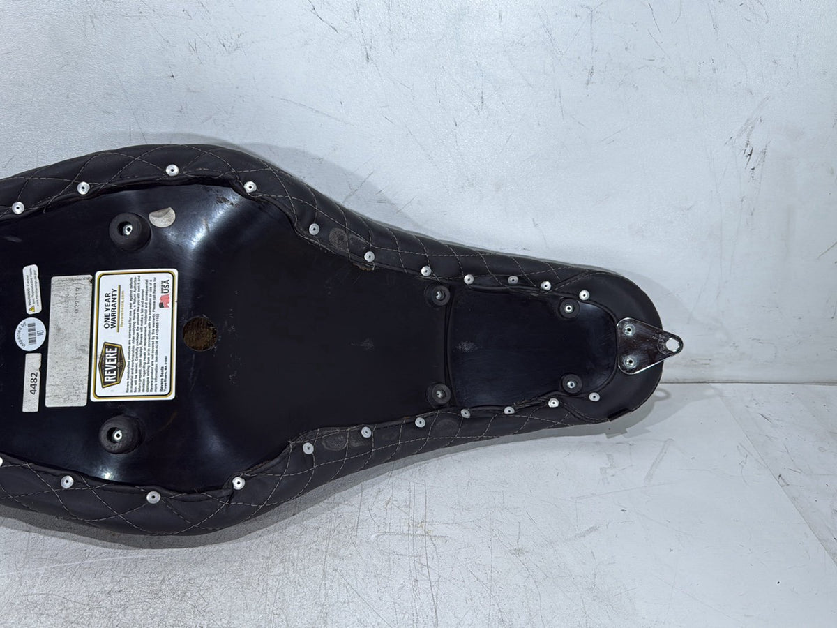 2009 Harley Dyna Street Bob FXDB OEM Passenger Rider Driver Seat Saddle