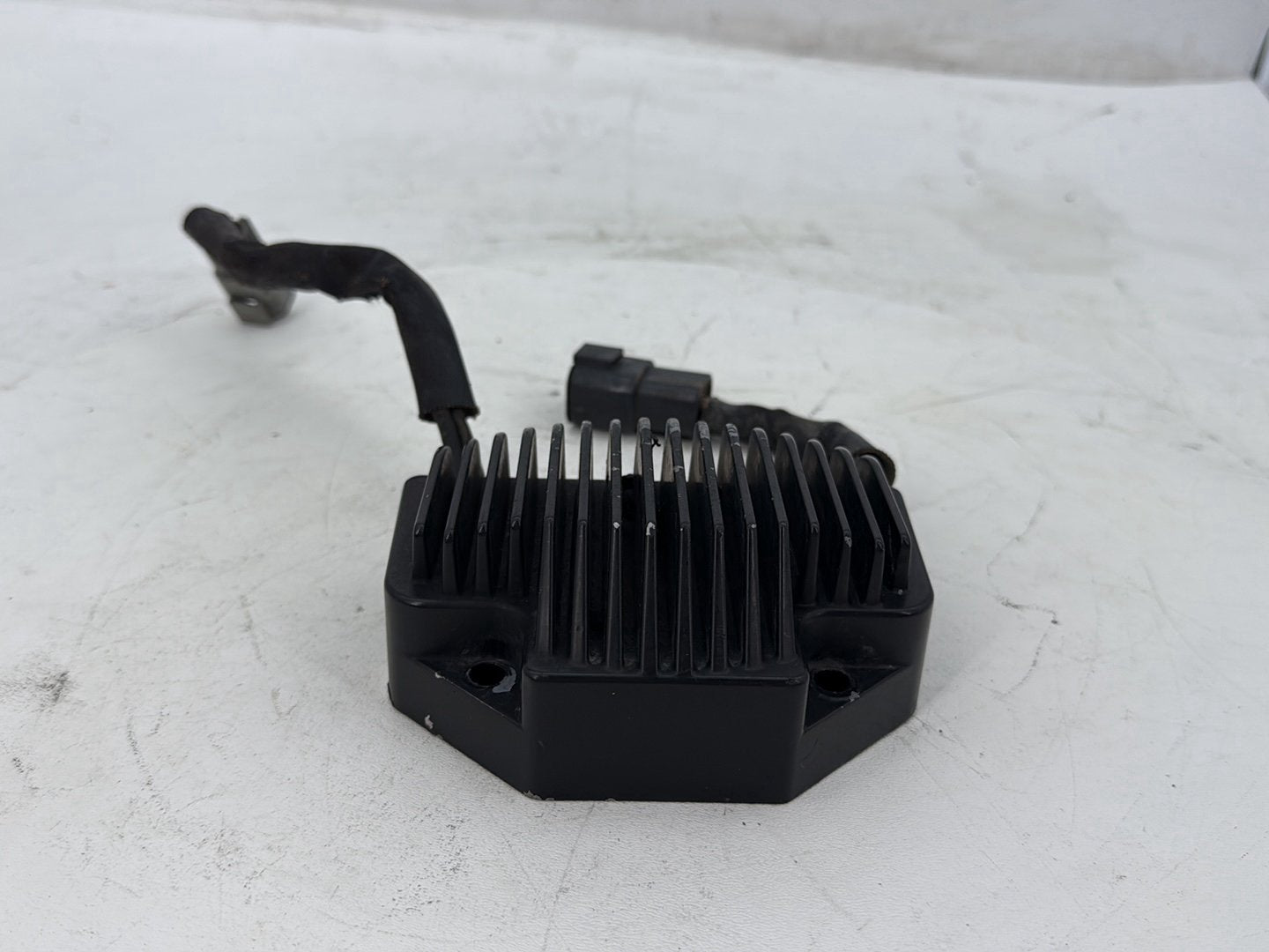 2006 Harley Dyna Super Glide Custom FXDCI OEM Voltage Regulator Rectifier