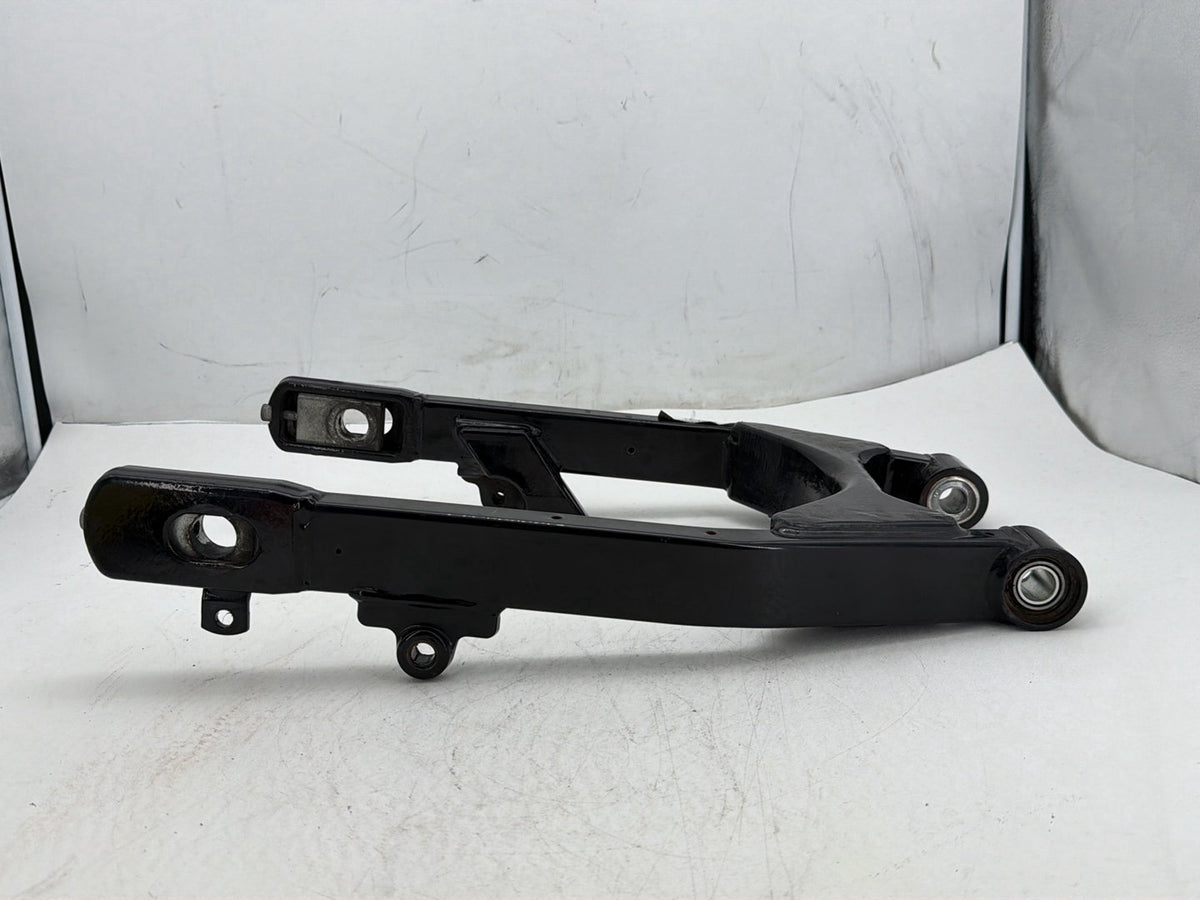 2009 Harley Dyna Street Bob FXDB OEM Rear Fork Swingarm Swing Arm