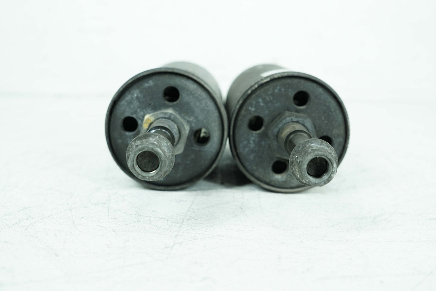 2000 - 2006 Harley-Davidson Softail Fat Boy Rear Left Right Shock Absorbers 54508-00A