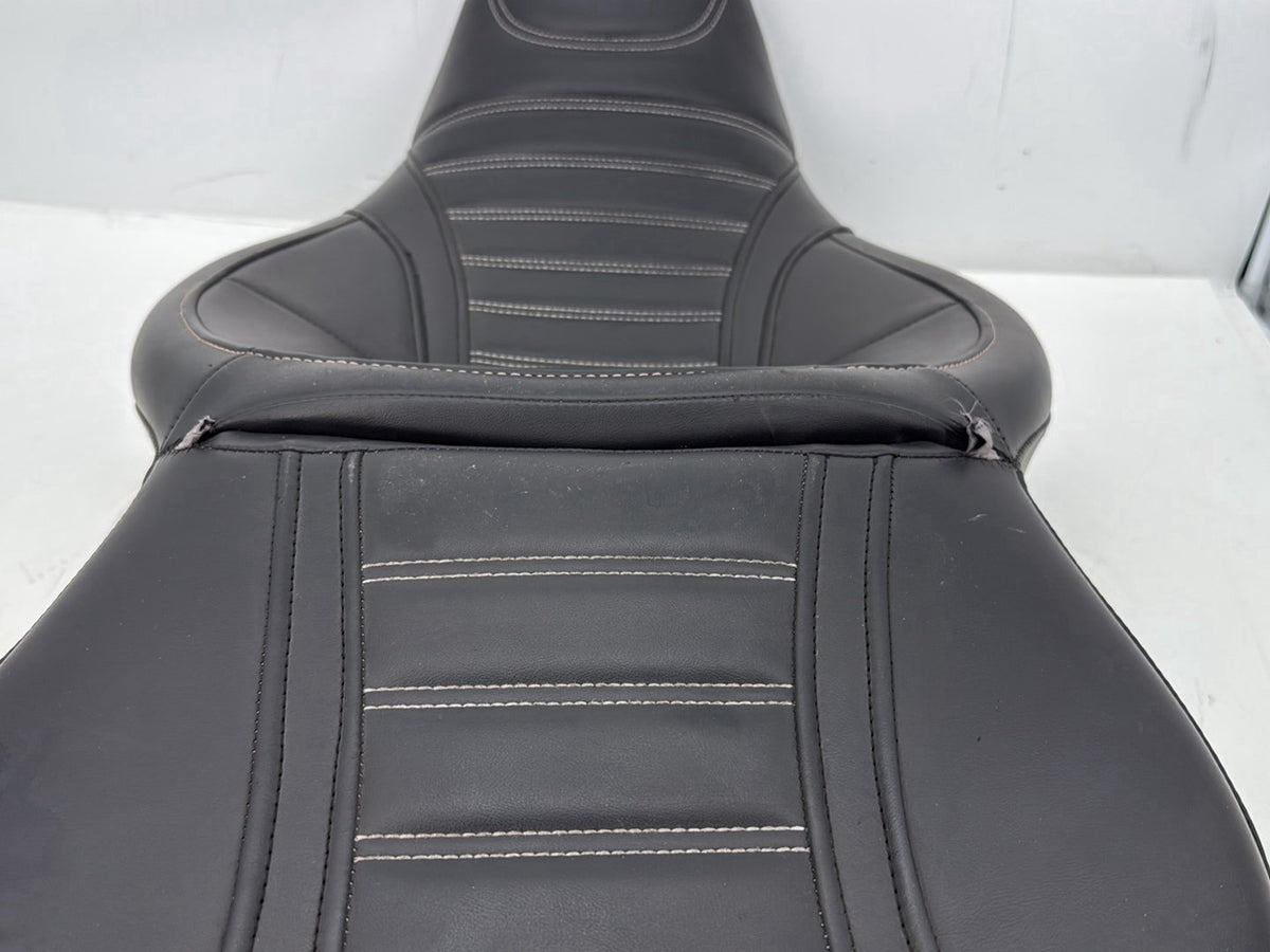 08 Harley Electra Touring Ultra OEM Passenger Rider Driver Seat Saddle * TORN *