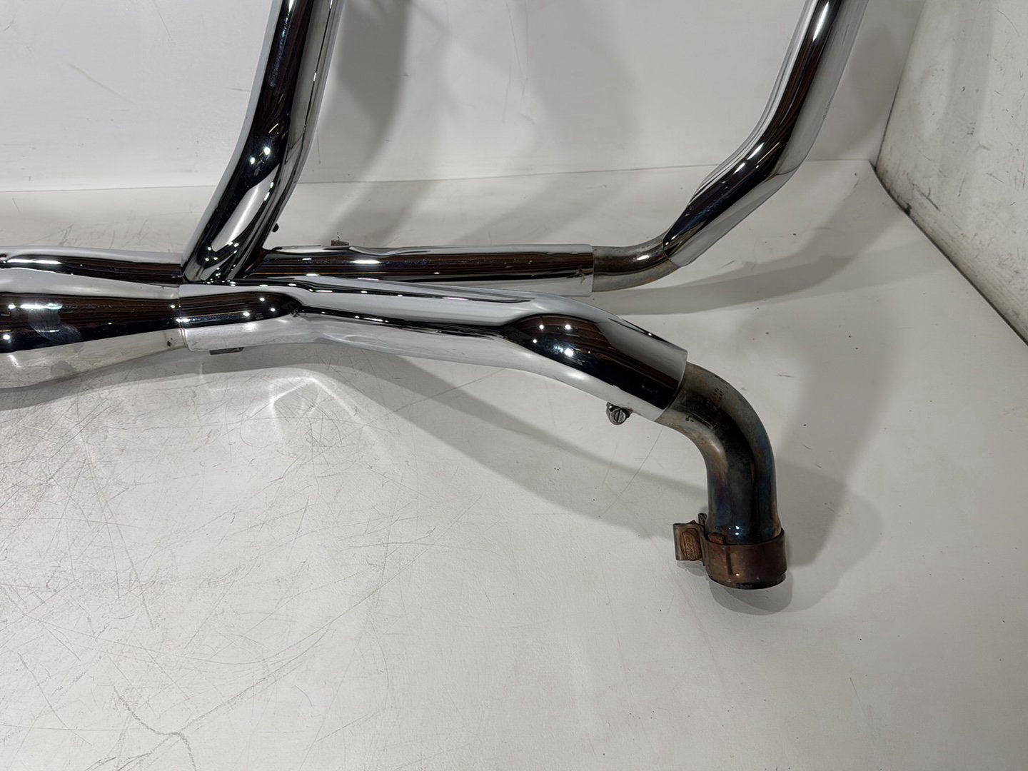 2004 Harley Touring FLHT Electra Glide OEM Exhaust Header Pipes Muffler Vance & Hines
