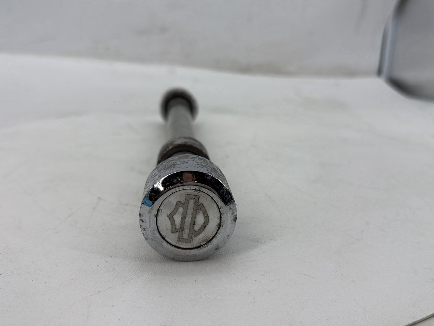 2005 Harley Road Glide Touring FLTRI OEM Front Wheel Axle Bolt Shaft