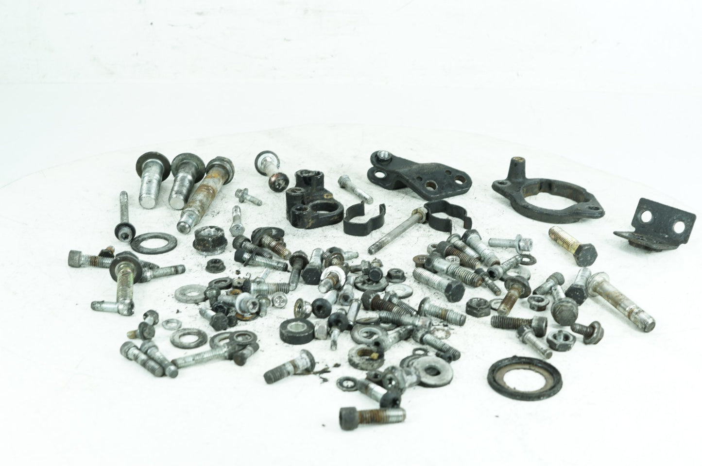2004 - 2013 Harley-Davidson Sportster 1200 Low Hardware Bolts Nuts & Brackets
