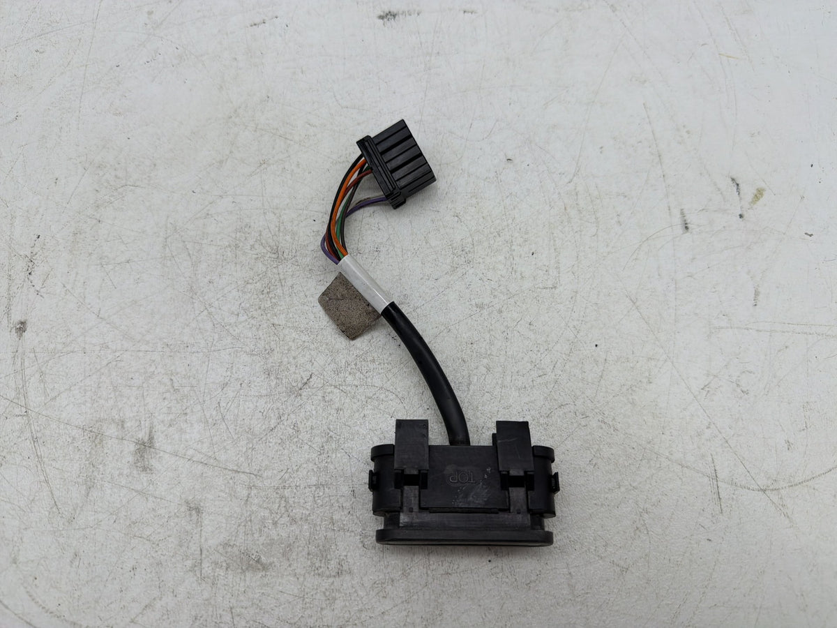 2010 Harley Electra Glide Touring Ultra OEM Dash Indicator Lamp Wire Plug In