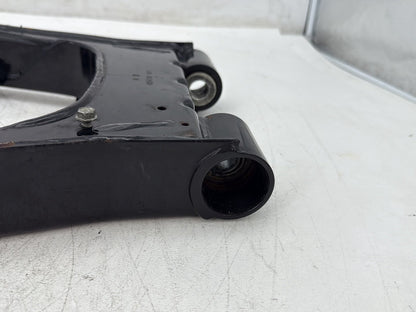 2005 Harley Electra Glide Touring Ultra FLHTCUI OEM Rear Fork Swingarm Swing Arm