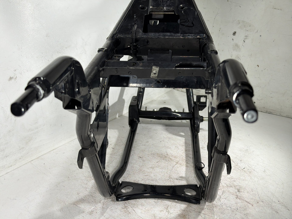 2004 Harley Electra Glide CVO Screamin Eagle OEM Body Main Frame Chassis CLN CLR
