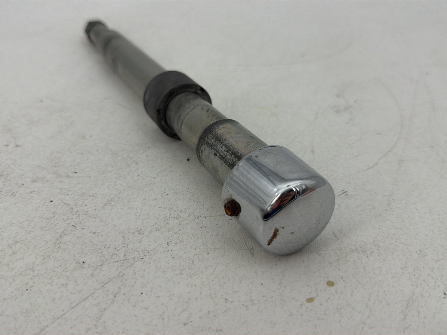 2007 - 2012 Harley-Davidson Touring Street Glide Front Wheel Axle Bolt Shaft