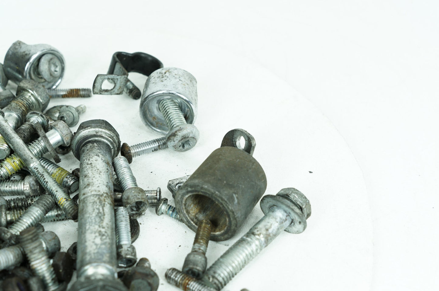 2004 - 2013 Harley-Davidson Sportster Low Hardware Bolts Nuts & Brackets
