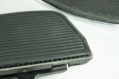 2007 - 2011 Harley-Davidson Touring Road King Classic Left Right Driver & Pass Floorboard Foot Rest 50621-06