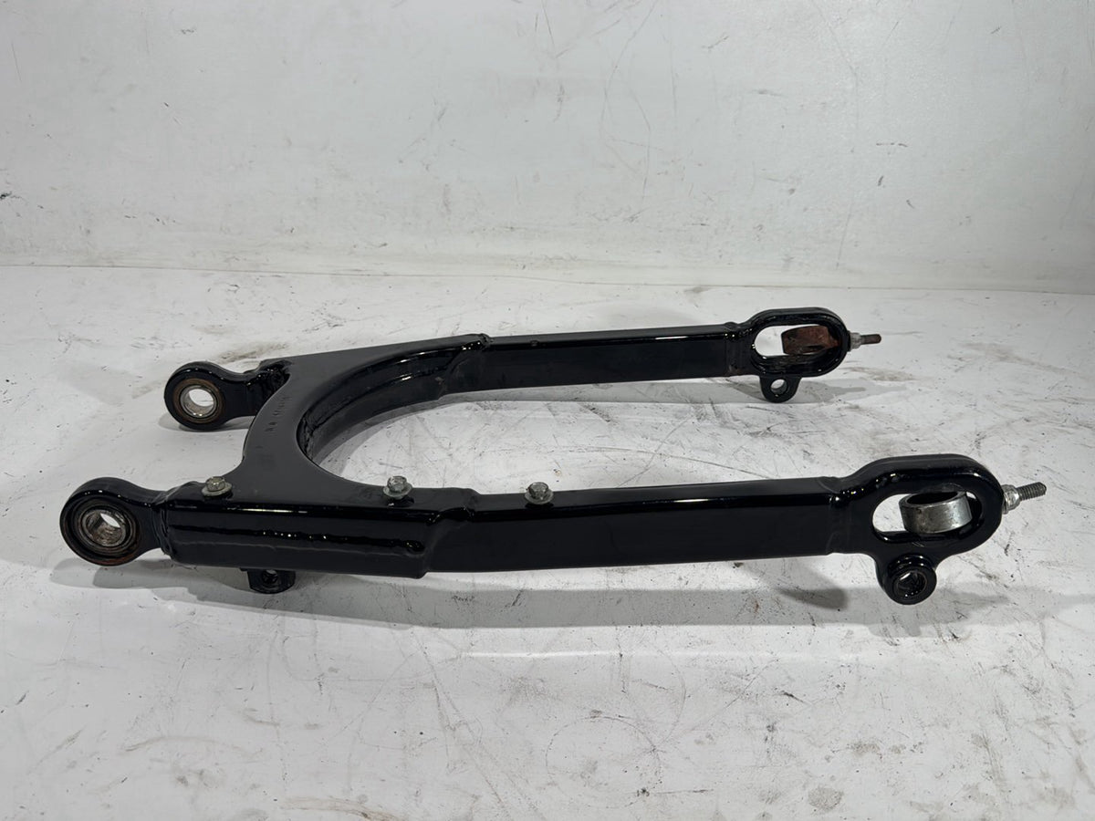 2006 Harley Sportster 1200 Custom XL1200C OEM Rear Fork Swingarm Swing Arm