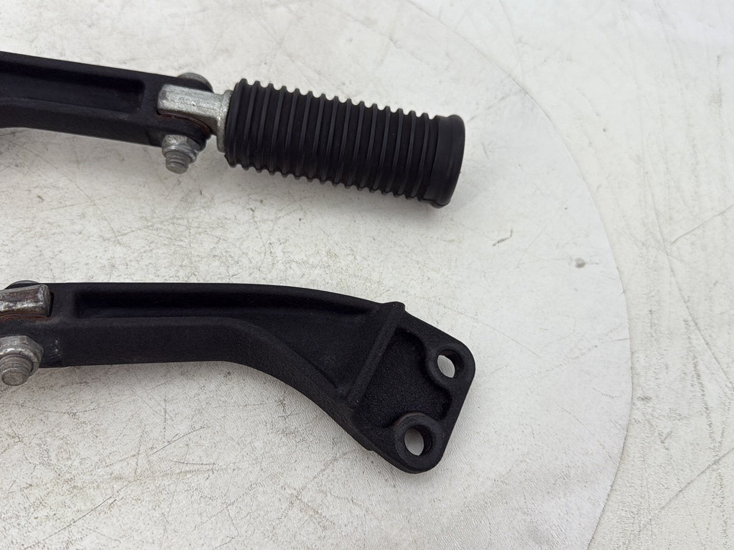 2015 Harley Dyna Low Rider FXDL OEM Passenger Left & Right Foot Pegs