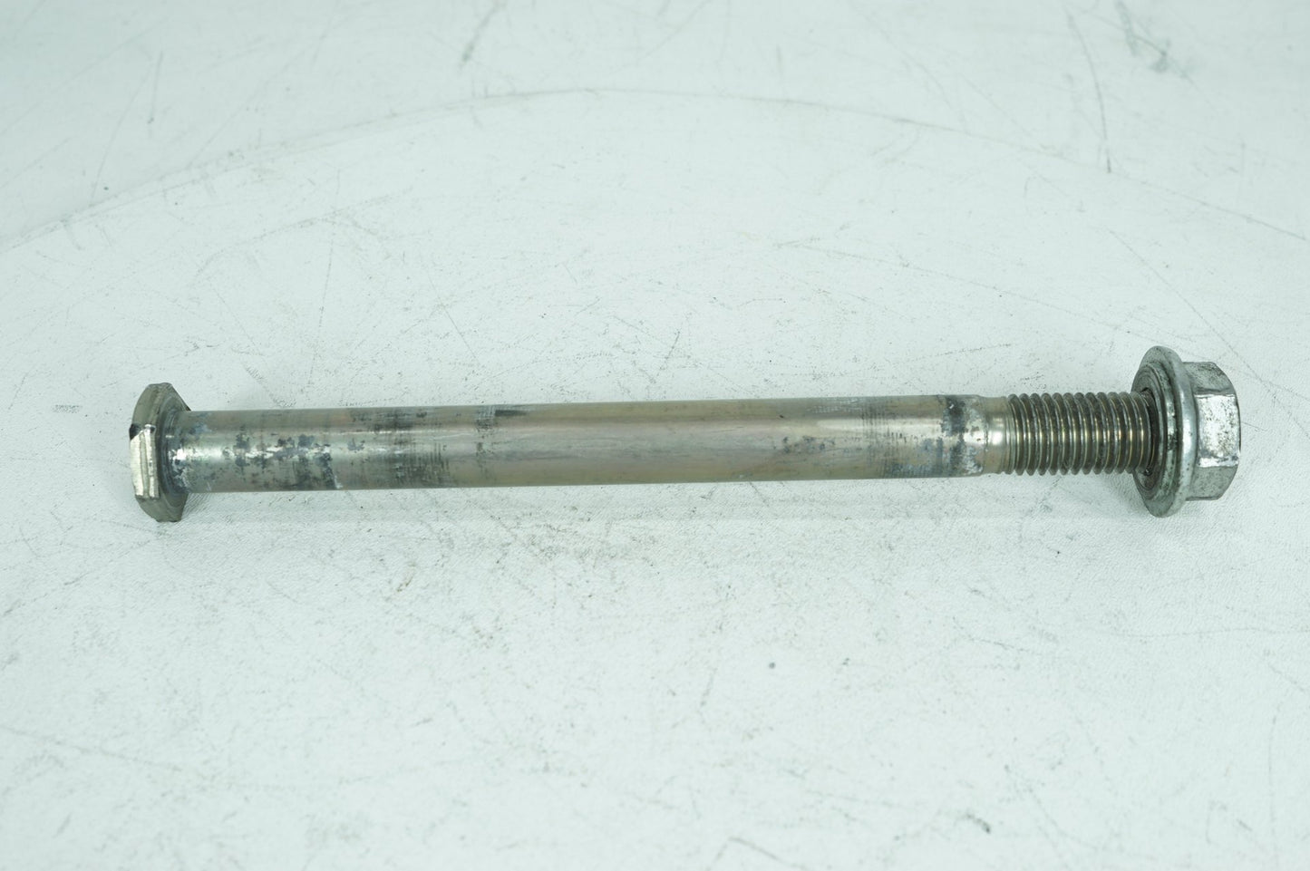 2007 - 2017 Harley-Davidson Dyna Super Glide Custom Rear Fork Swingarm Pivot Bolt Shaft 47641-06