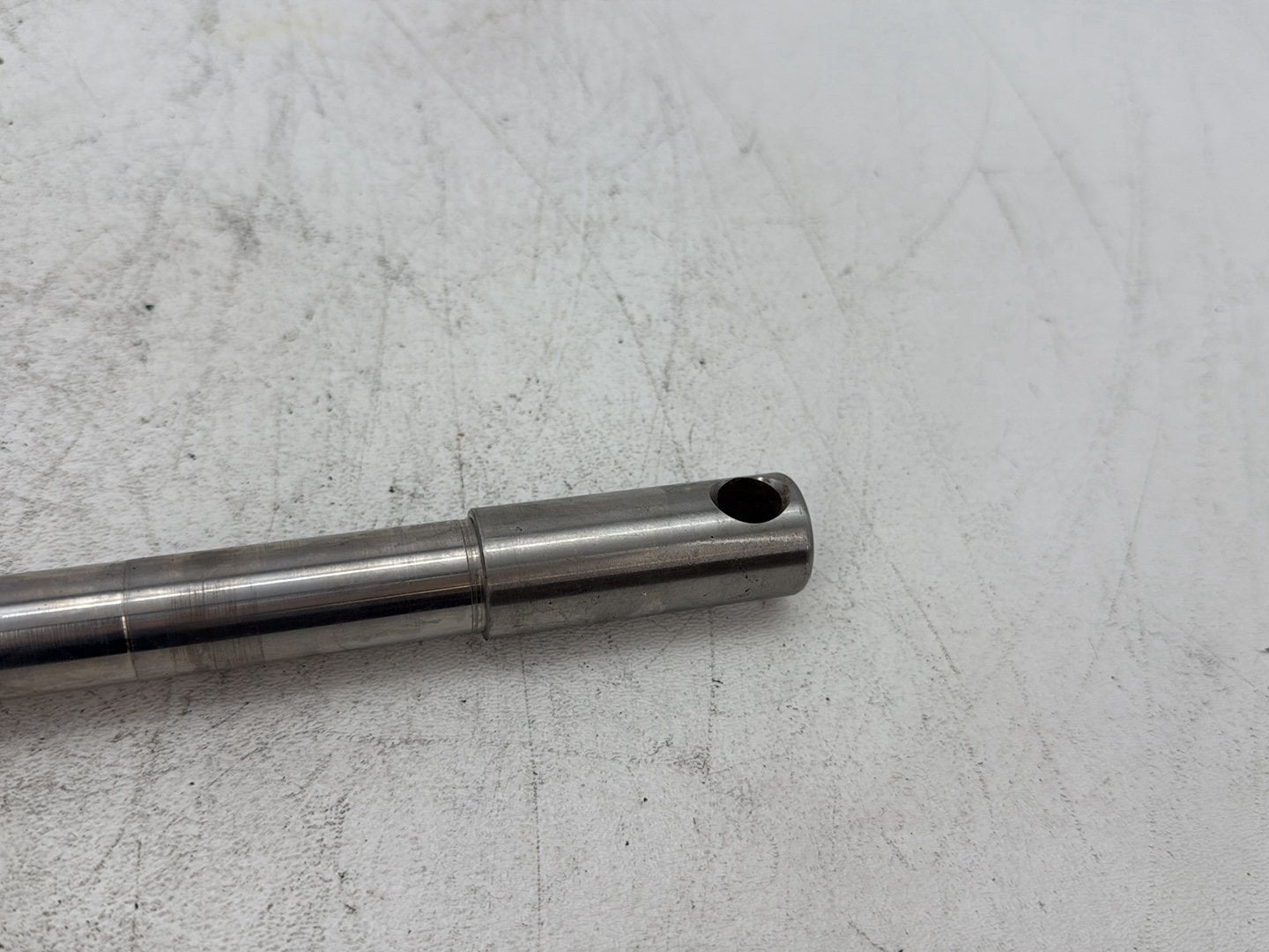 1996 Harley Electra Glide Touring FLHT OEM Front Wheel Axle Bolt Shaft