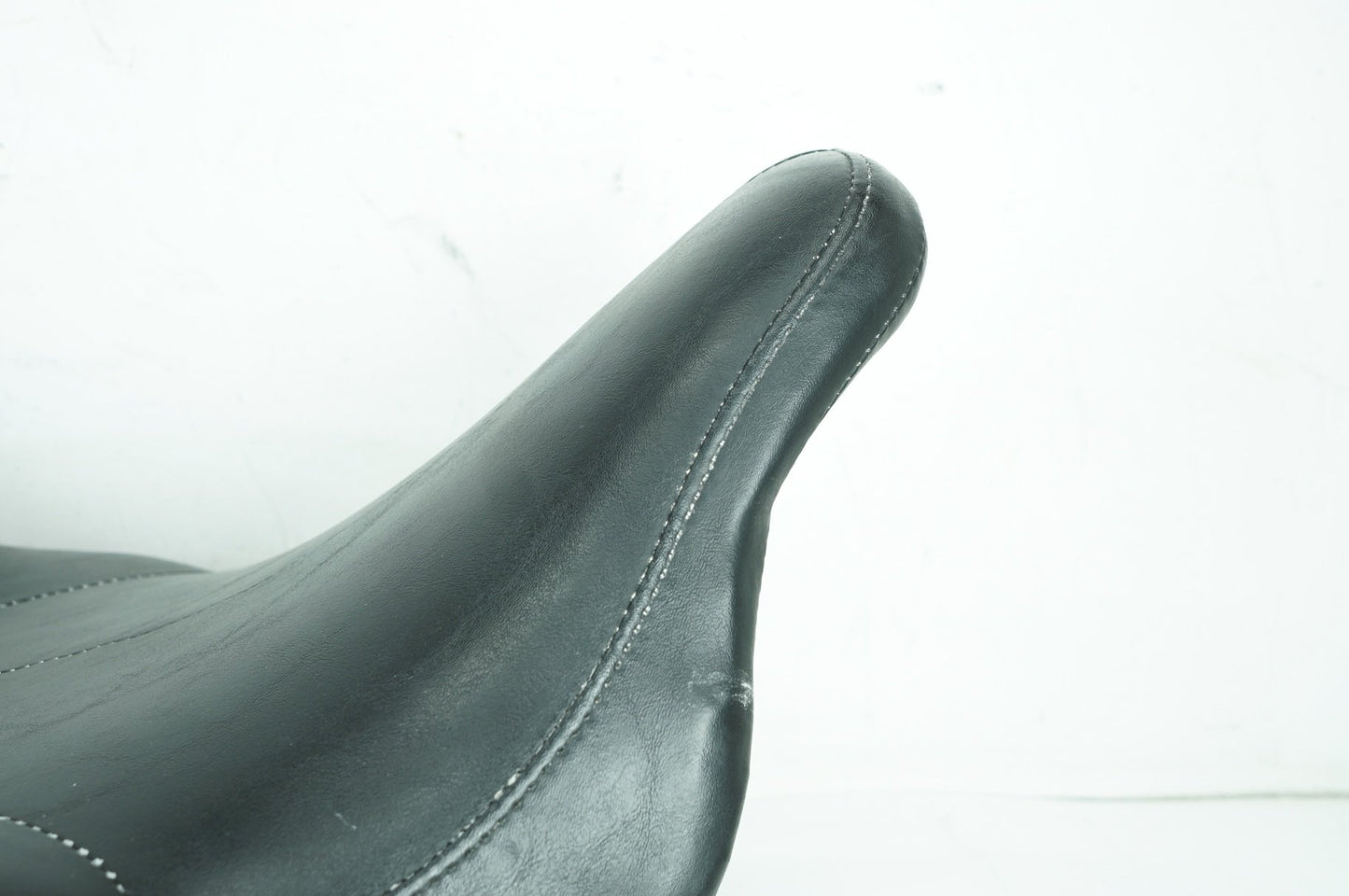1999 - 2006 Harley-Davidson Touring Electra Glide Classic Passenger Rider Driver Seat Saddle 51703-05