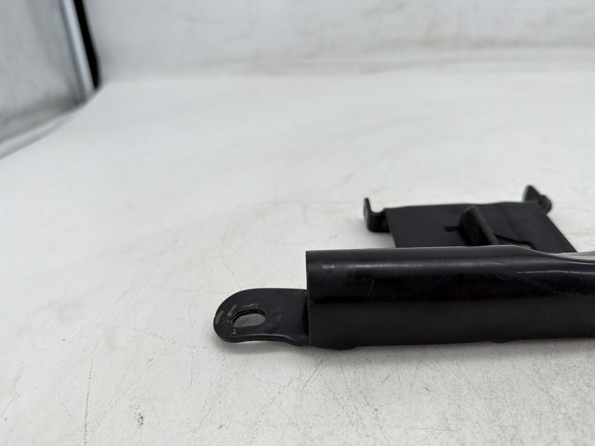 01 Harley Heritage Softail Classic FLSTC OEM Seat Bracket Mount Support Mounting