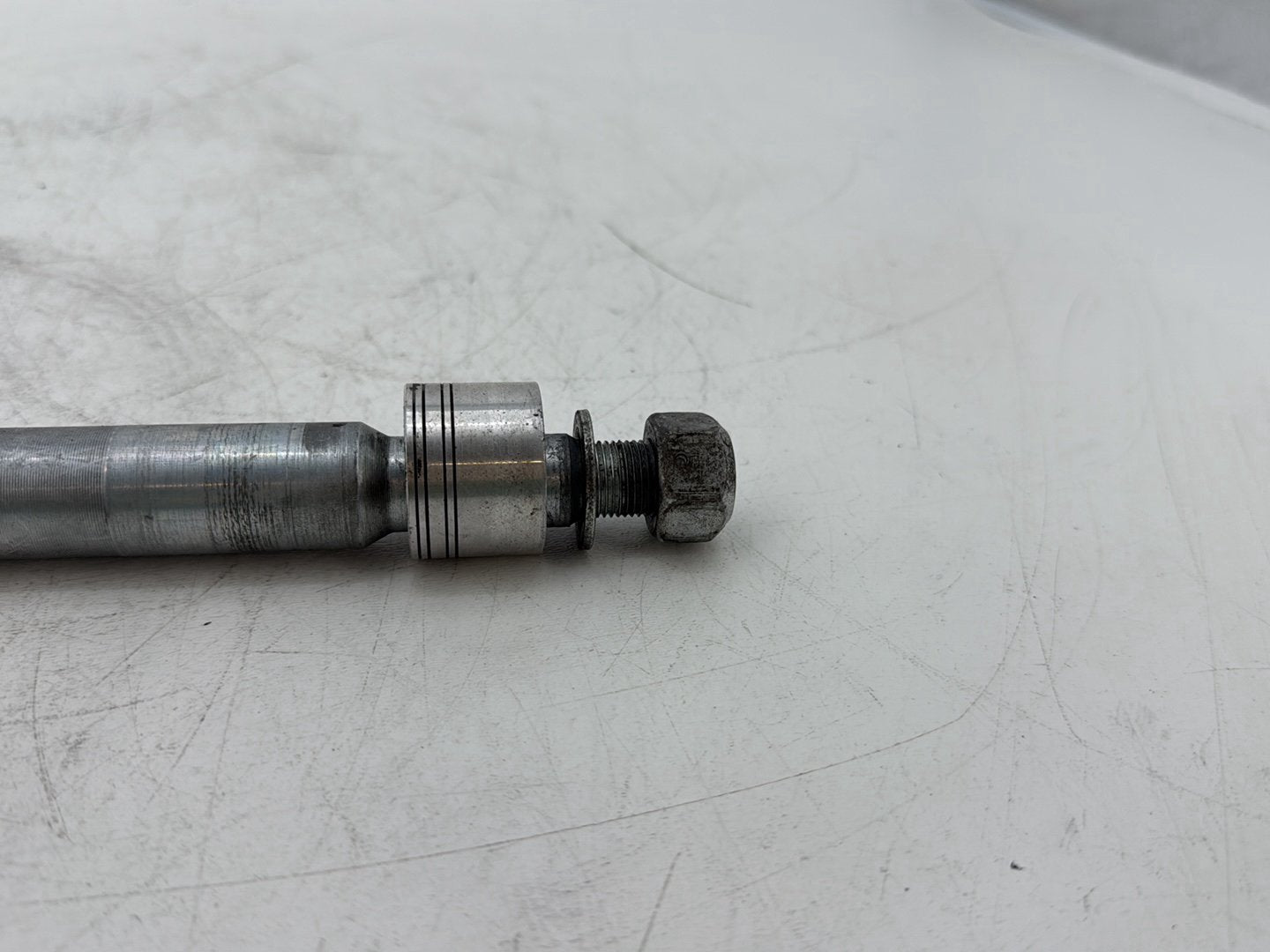 2014 Harley Street Glide Touring FLHXS OEM Front Wheel Axle Bolt Shaft