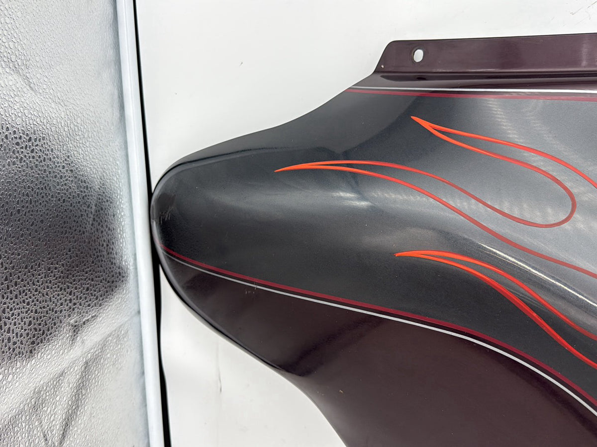 2005 Harley Electra Glide Touring Ultra FLHTCUI OEM Front Outer Batwing Fairing Cover