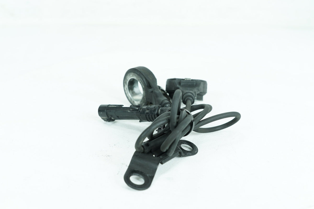 2011 Harley FLHTCU Electra Glide Ultra Front Rear Wheel ABS Speed Sensors