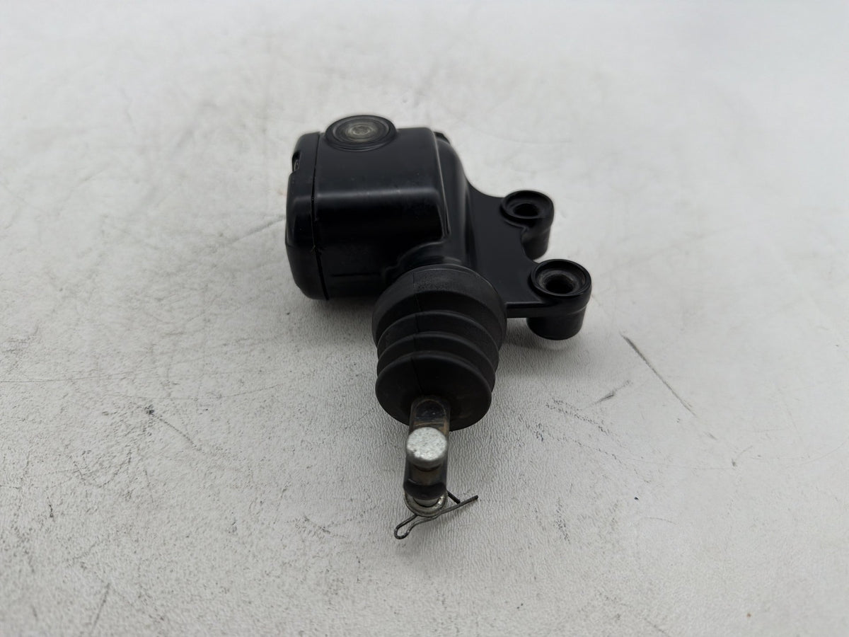 2014 Harley Electra Glide Touring Ultra OEM Rear Brake Master Cylinder Reservoir