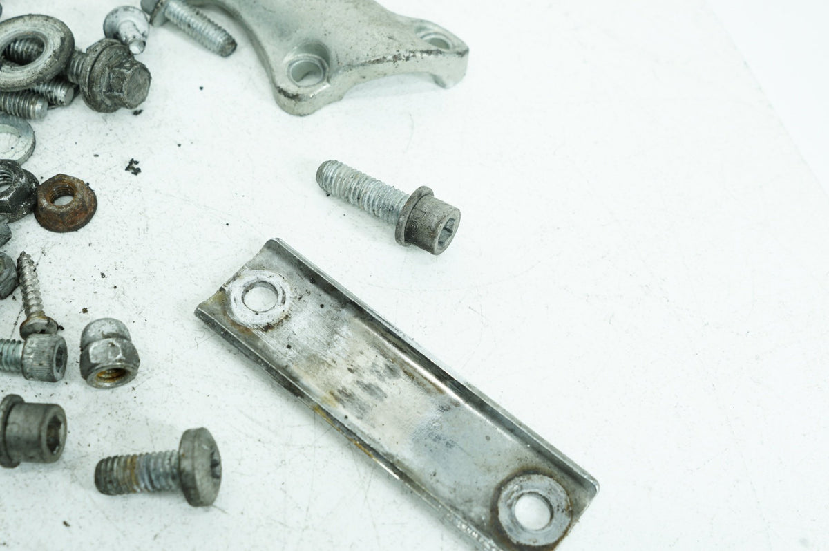 2010 Harley-Davidson Touring FLHX - Hardware Bolts Nuts & Brackets
