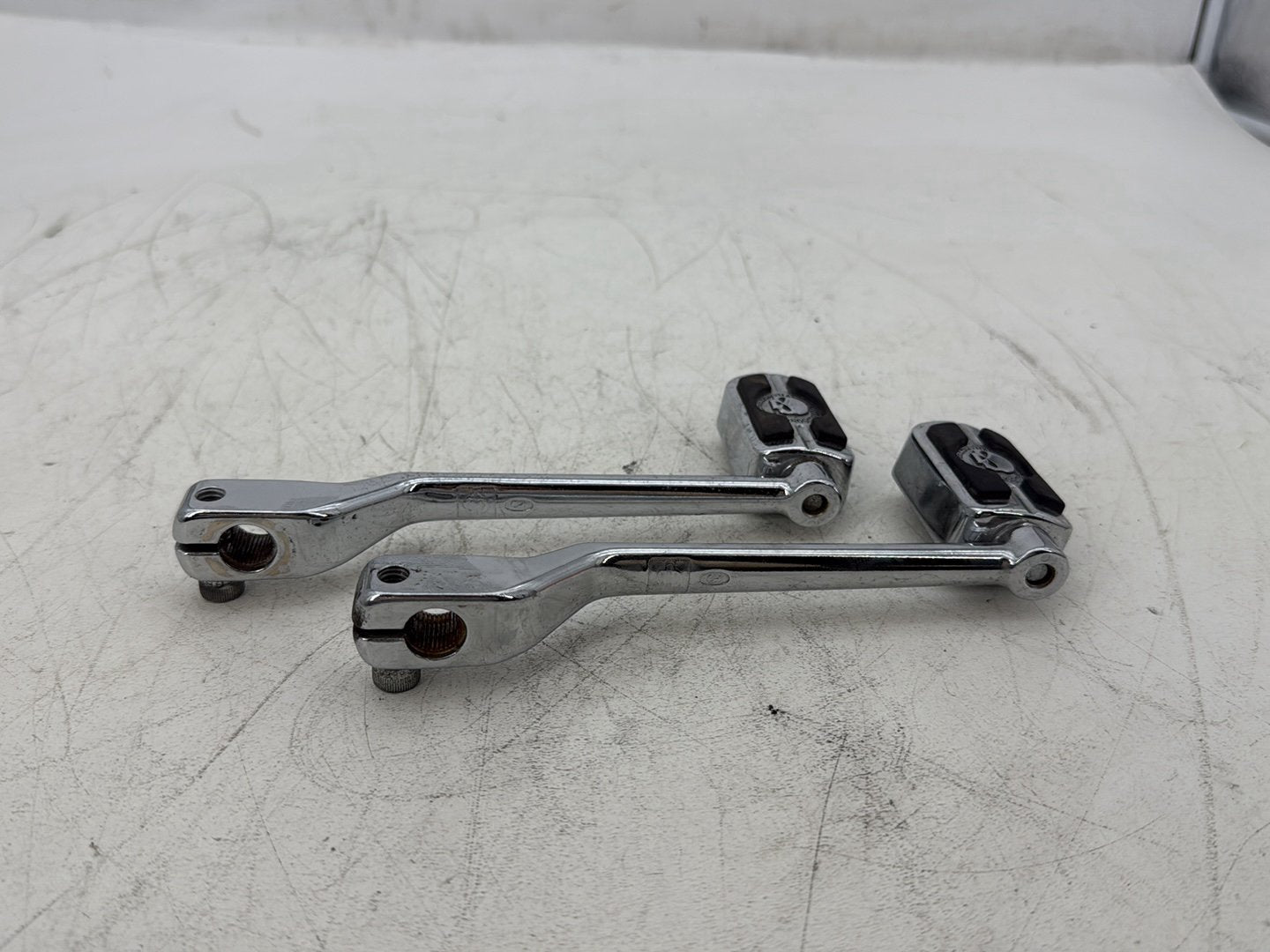 2006 Harley Softail FLSTCI Heritage Classic OEM Gear Shifter Lever Pedal Pedals