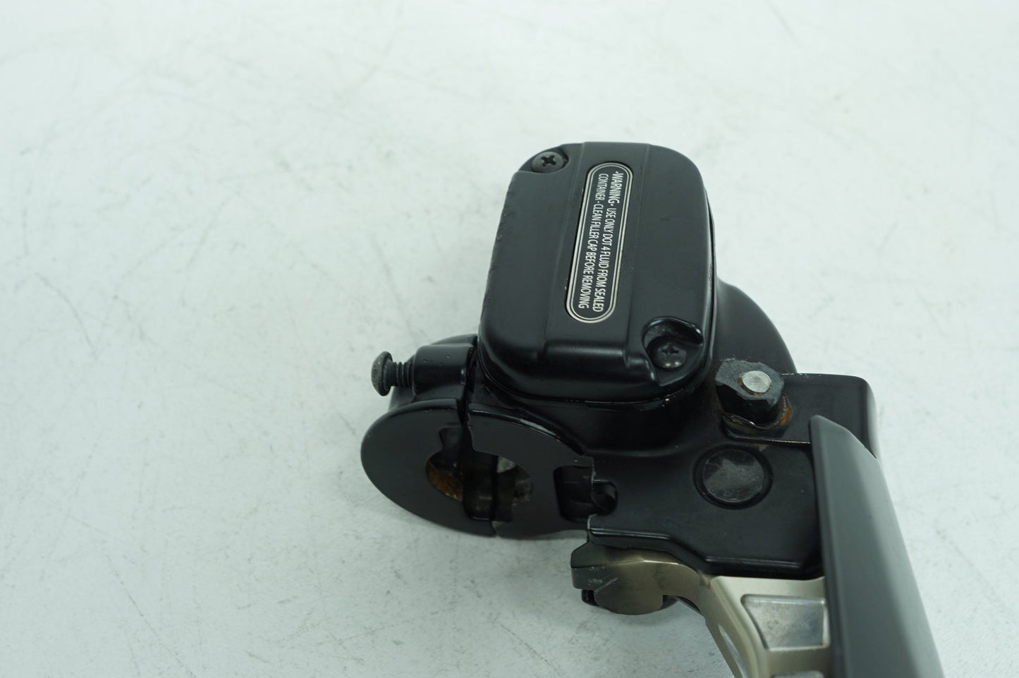 2007 - 2013 Harley-Davidson Touring Electra Glide Ultra Front Right Brake Lever Master Cylinder 44551-08B