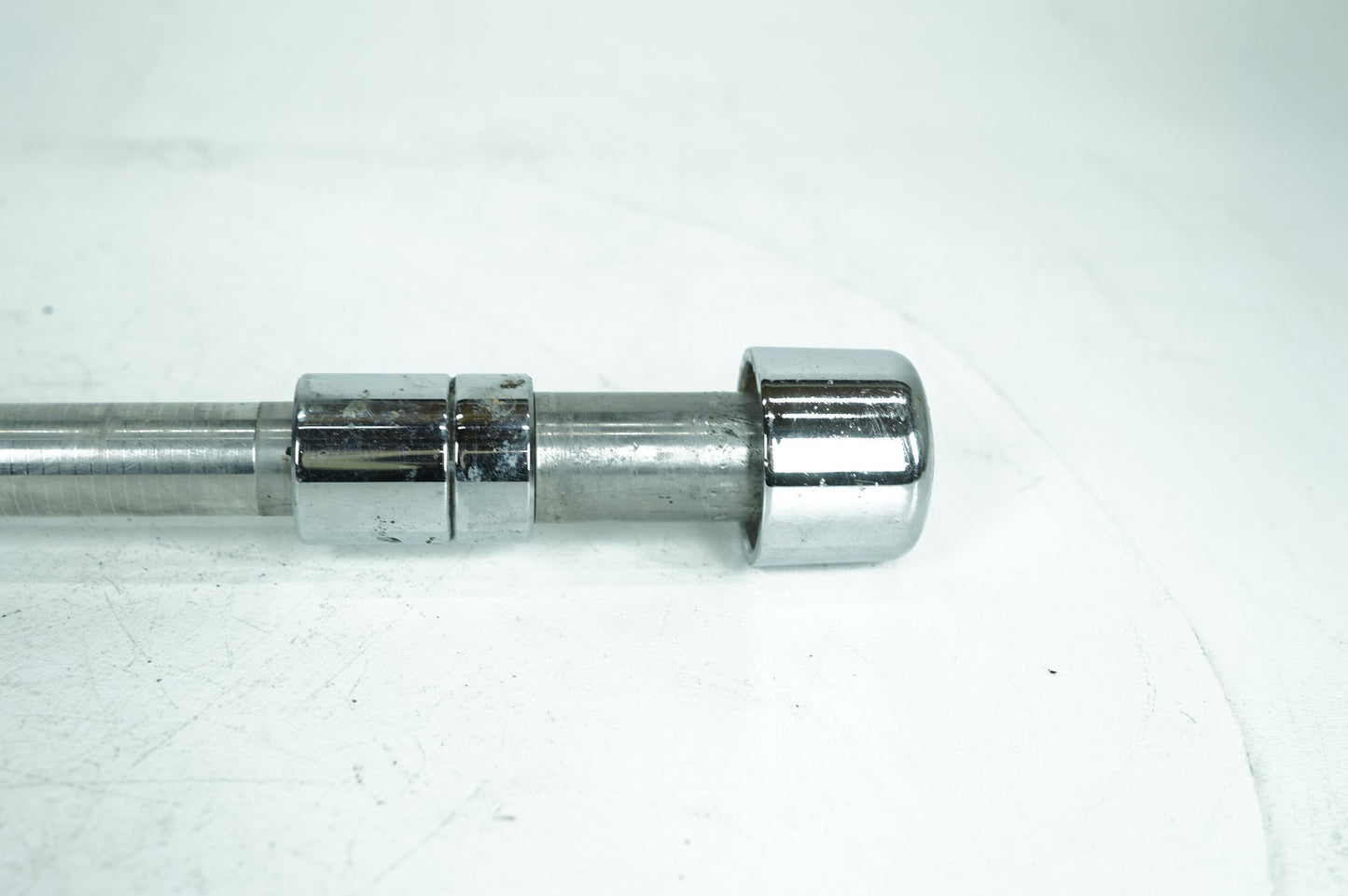 1999 - 2006 Harley-Davidson Softail Fat Boy Front Wheel Axle Bolt Shaft 41584-86A