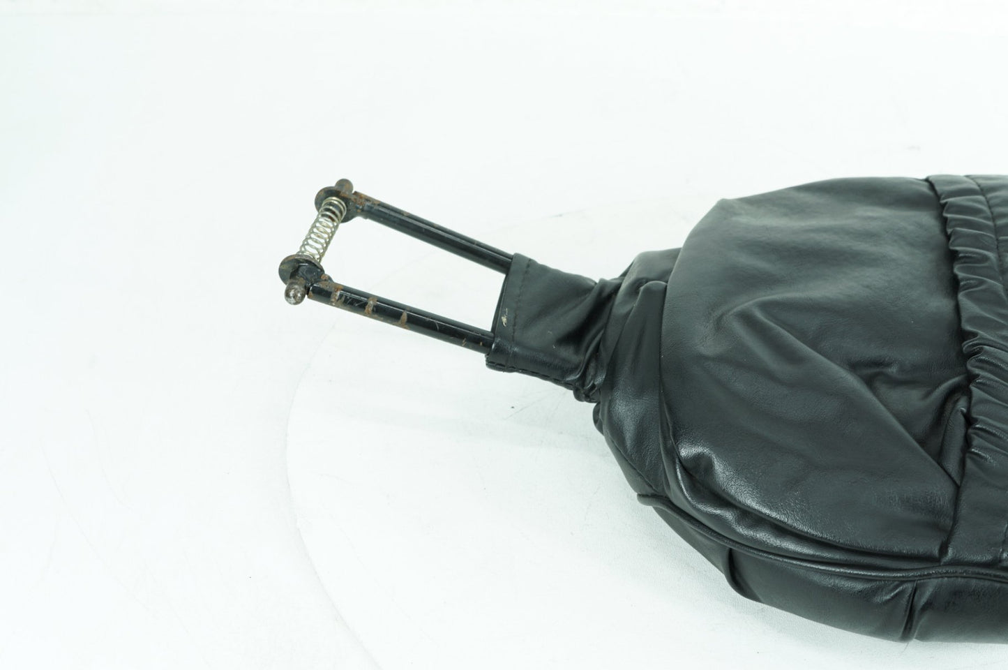 2004 - 2013 Harley-Davidson Sportster 1200 Low Rider Driver Backrest Adjustable Cushion Pad 52586-94A