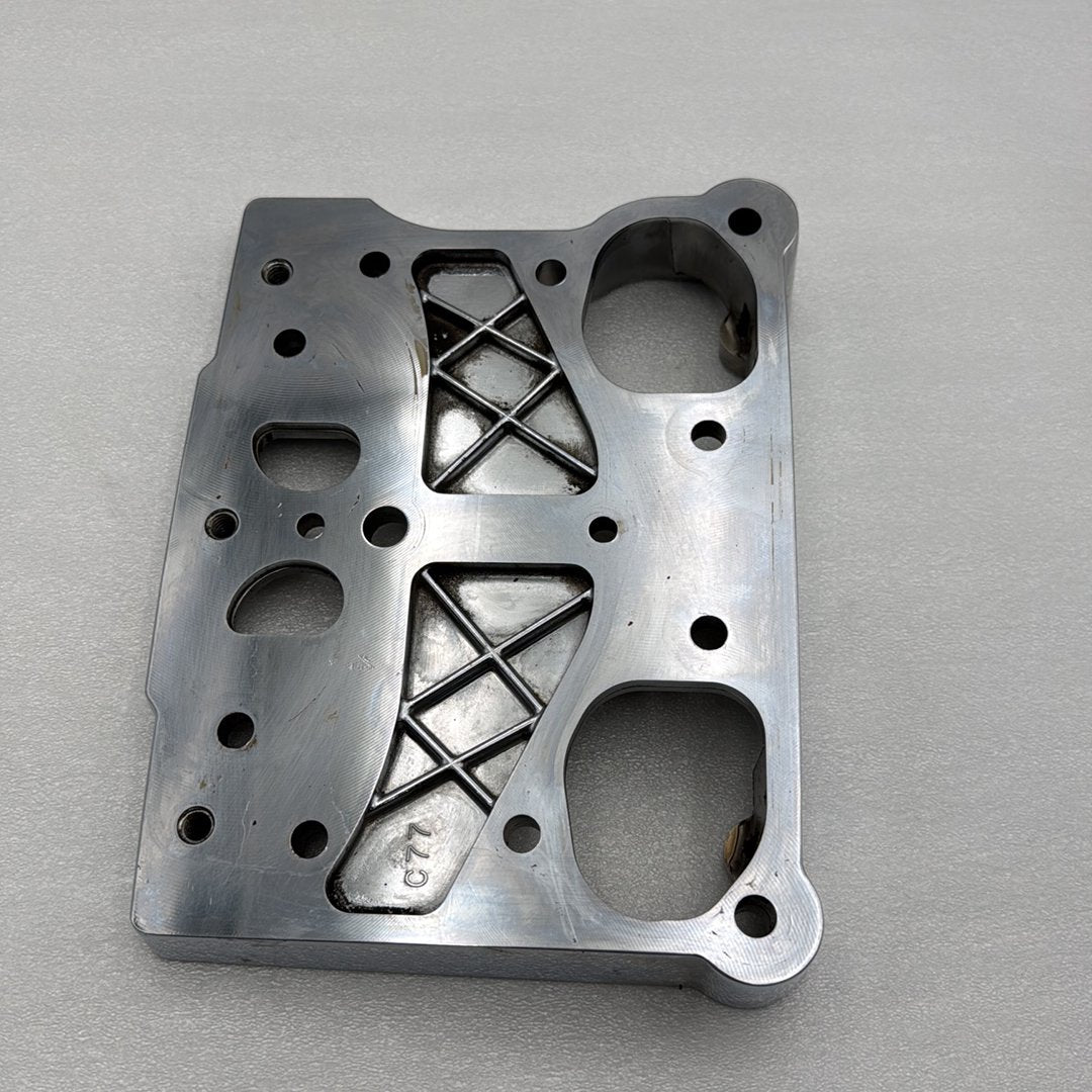2007 - 2013 Harley-Davidson Touring Electra Glide Ultra Twin Cam Lower 1 Rocker Box 17543-99A 17543-99